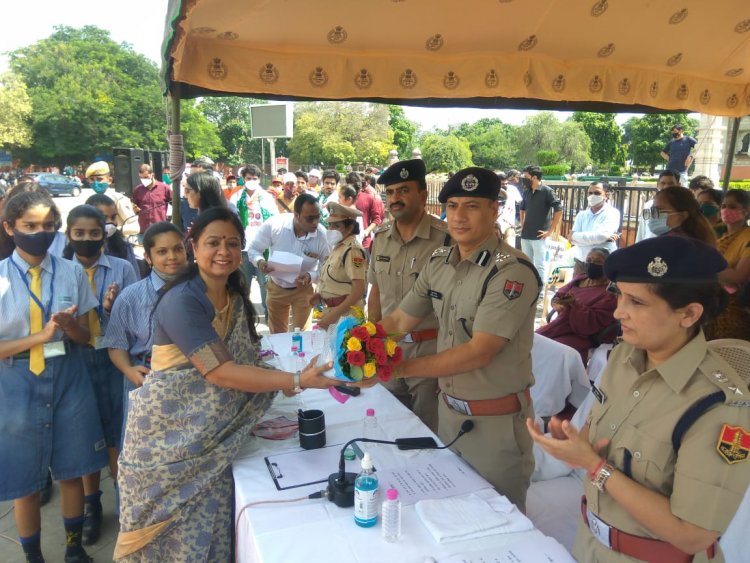 जयपुर पुलिस के महिला निर्भया स्क्वड ने पोद्दार वर्ल्ड स्कूल के साथ मनाया अपना दूसरा स्थापना दिवस