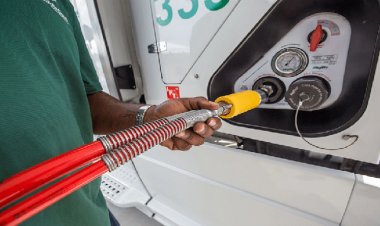 पेट्रोल-डीजल के बाद CNG-PNG की कीमतों में हुआ इजाफा, यहां जानिए नए रेट