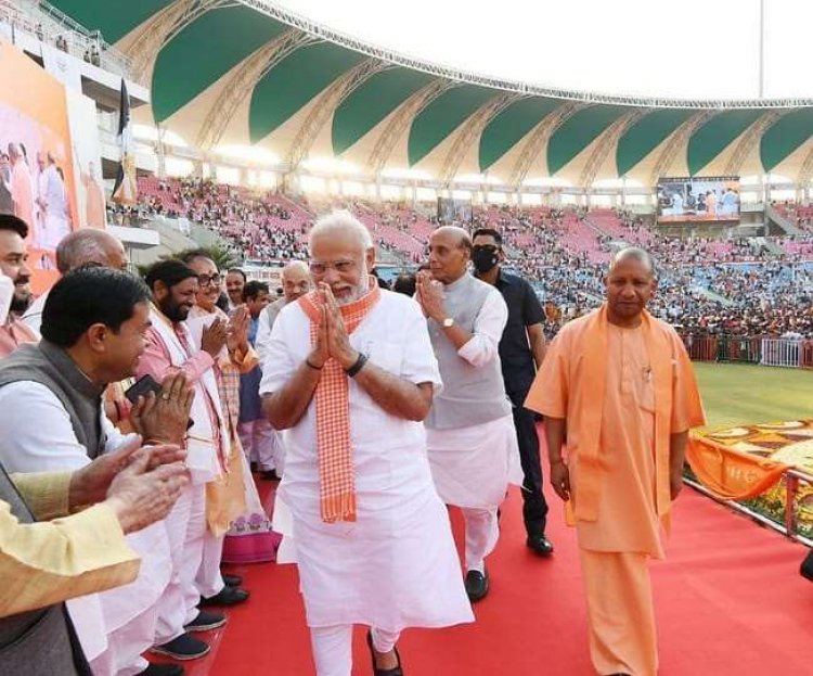 2024 में राष्ट्रीय फलक पर PM मोदी के लिए कोई चुनौती दूर दूर तक नहीं दिखाई देती