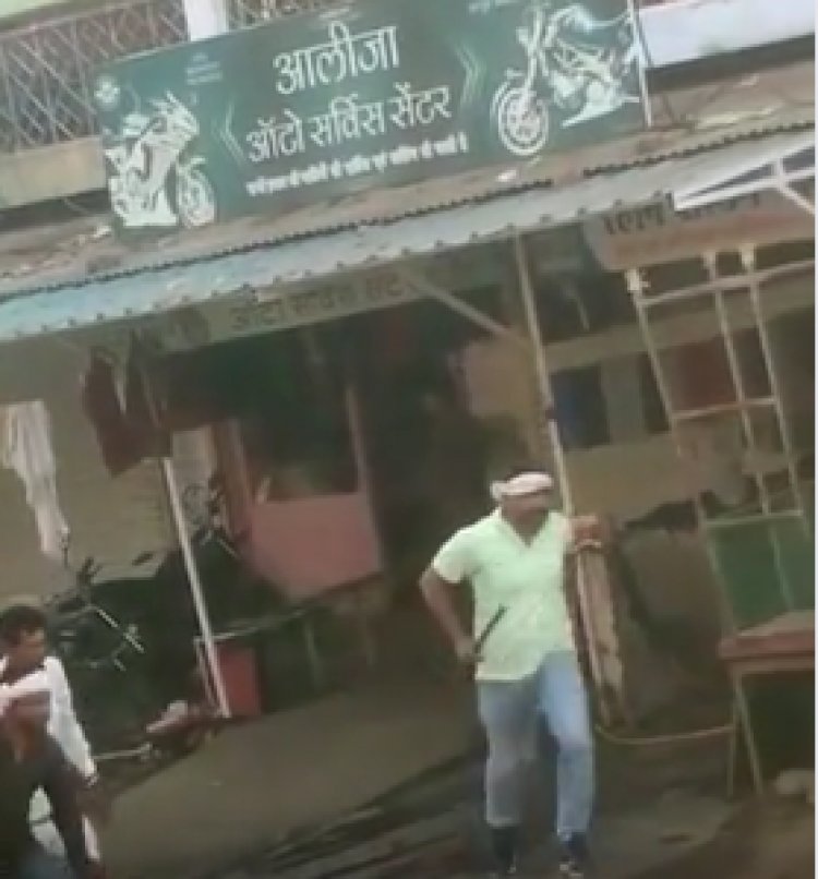 डॉन देवा गुर्जर का मर्डर : सैलून में घुसकर 13 हमलावरों ने कुल्हाड़ी, सरिया से किया था हमला; खूने से सने हथियार लहराते भागे