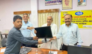 अजमेर जिला दुग्ध उत्पादक सहकारी संघ में एन. पी. डी. डी... योजनान्तर्गत स्वचालित दुग्ध माप यंत्र (A.M.C.U) वितरित की गई