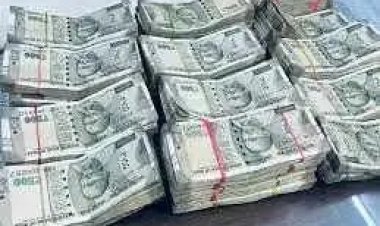 Ajmer कार से पुलिस ने बरामद किए साढ़े 19 लाख रुपए, कार भी की जब्त