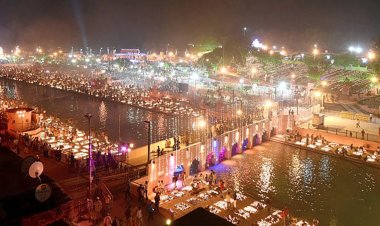 भक्ति, भावना और भव्यता का संगम, 12 लाख दीयों से जगमगाते अयोध्या