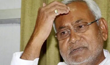 सीएम नीतीश कुमार की सुरक्षा में सेंध, जनसभा के दौरान सिरफिरे ने फोड़ा बम